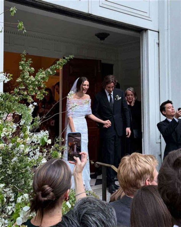 Phoebe Tonkin Husband: Everything You Need to Know